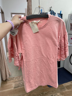 Easel dusty rose eyelet sleeve top