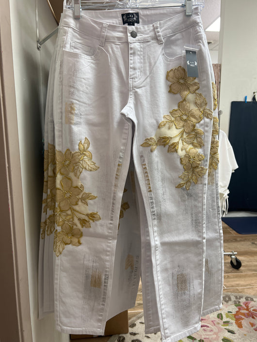 AZI white jeans w/ gold flowers
