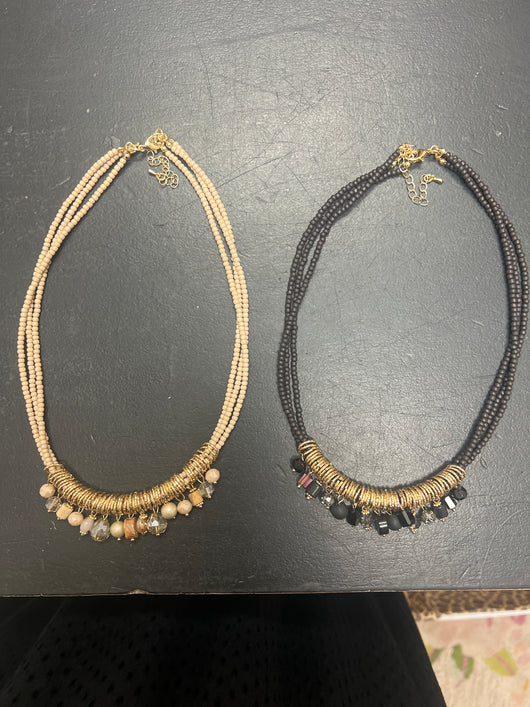 Lordane beaded short necklaces
