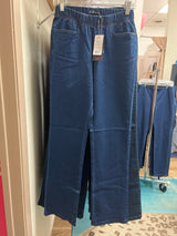 FDJ pull on Suzanne boot cut indigo jeans