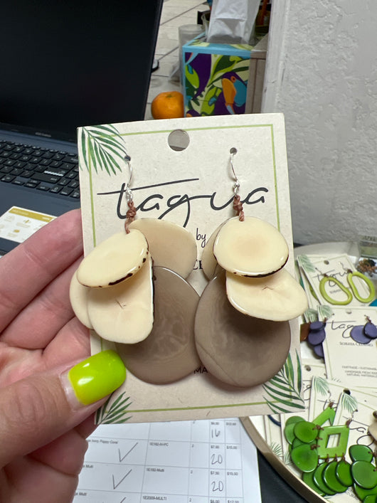 Tagua Jordin earrings