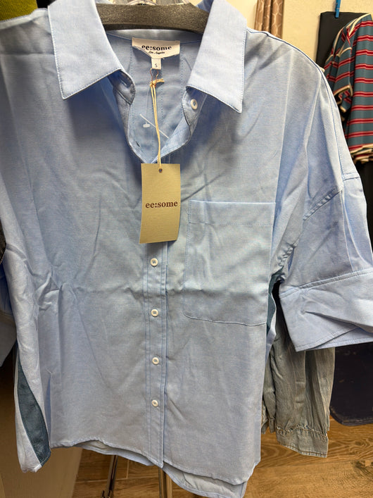 ee:some light blue top