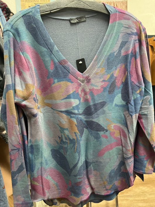 Nally & Millie blue floral v neck top
