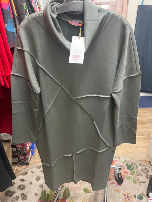 Isle Verdi olea dress