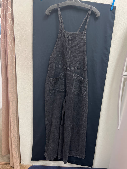 Easel black mineral wash jumper