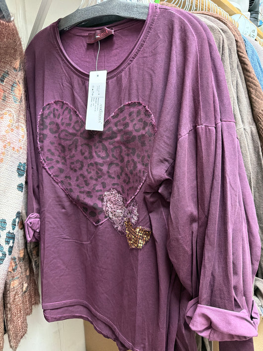 Amorosa Plum Hearts Top