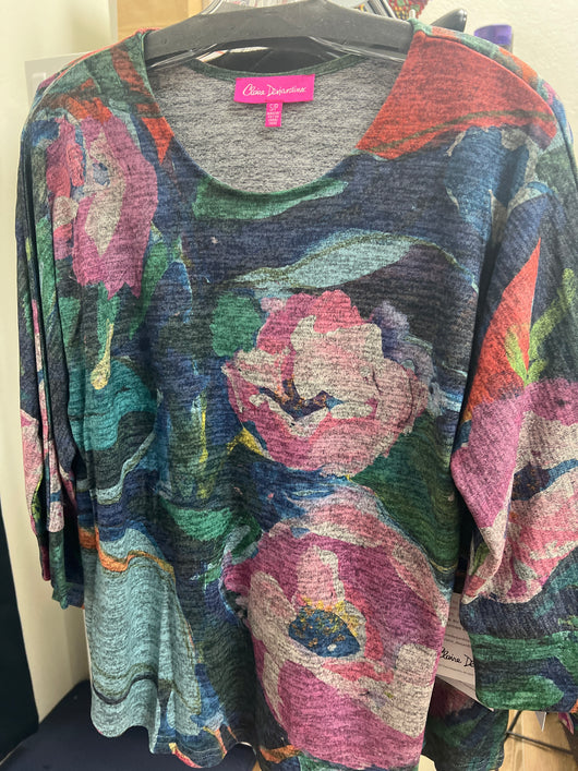 Claire D navy floral 3/4 sleeve top
