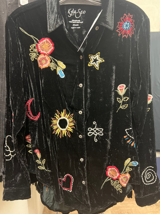 Caite black velvet embroidered wrenley shirt