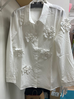 AZI white 3D floral button up blouse