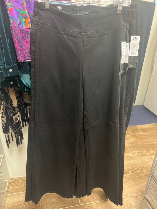 FDJ beyond denim black wide leg pull on