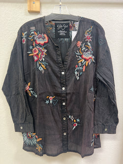 Caite & Kyla black button up embroidered blouse