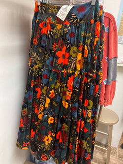 Easel charcoal floral velvet skirt