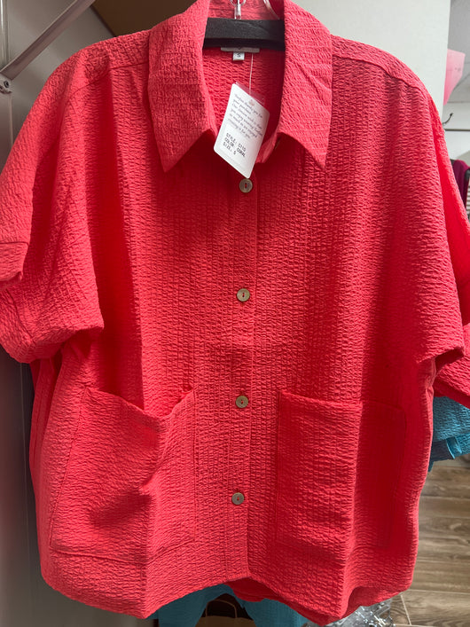 Toofan coral textured button up top
