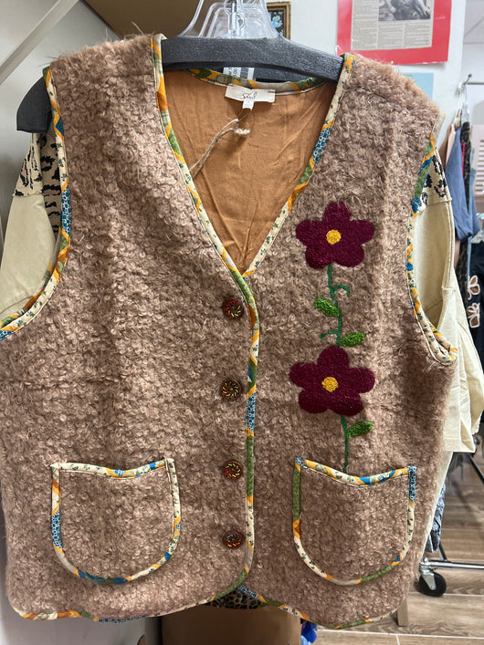 Easel tan flower vest