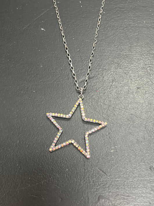 Blingy star necklace