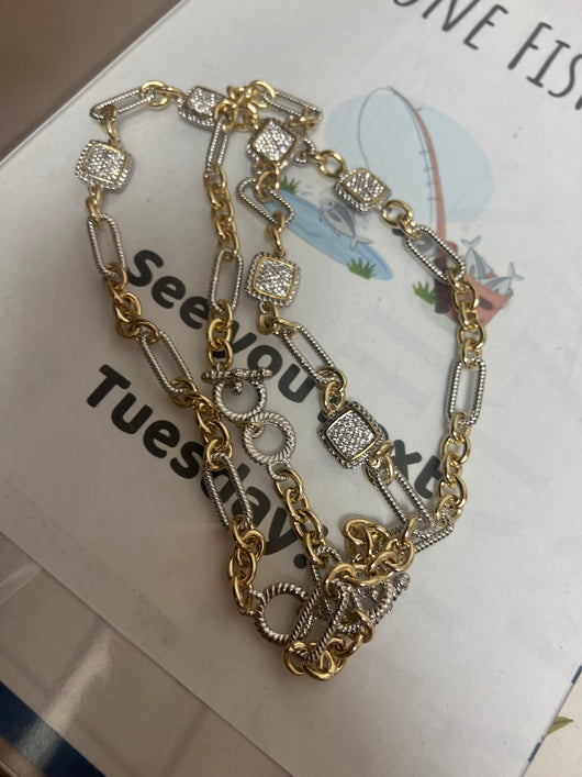 Gold / silver necklace