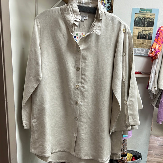 Toofan khaki button sleeve ruffle collar shirt
