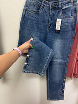 FDJ Suzanne straight ankle silver brads jeans
