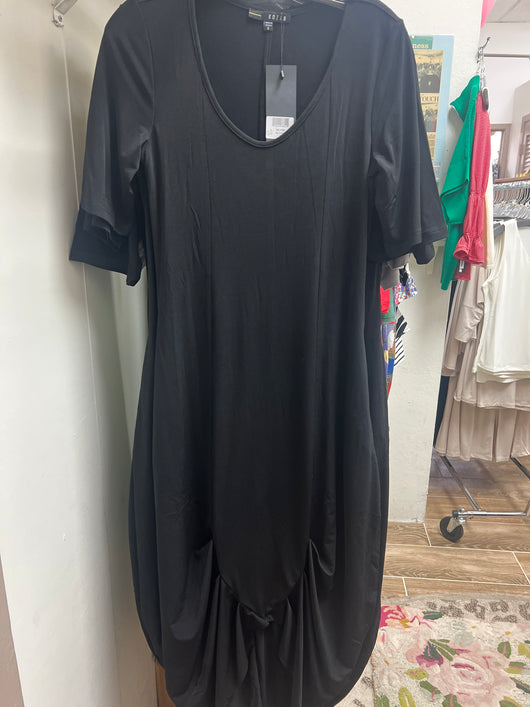 Kozan umman maxi dress black vogue