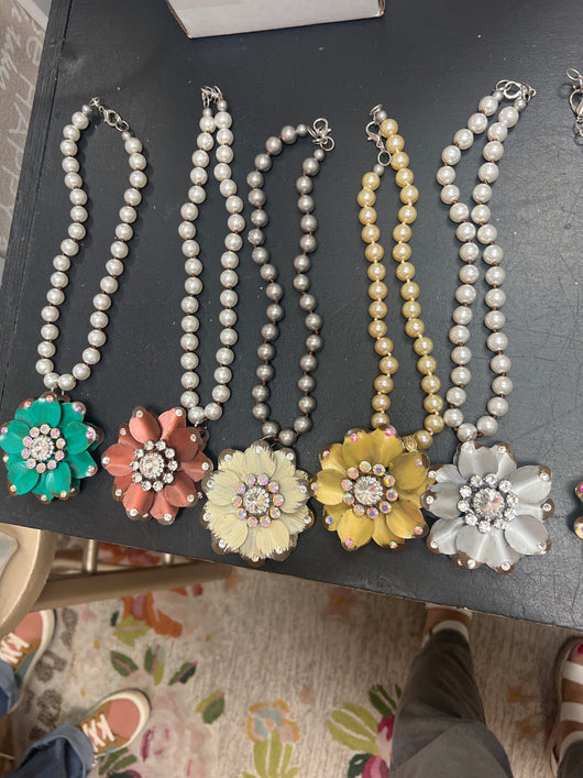 Chunky flower necklaces