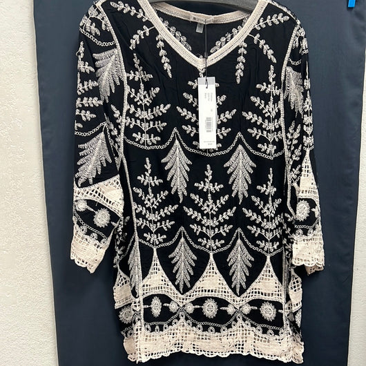 Spanner black ivory embroidered top