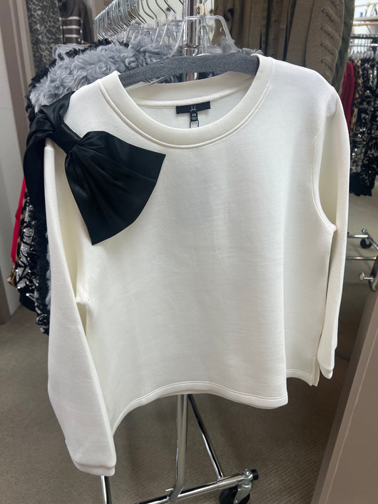 JOH white scuba top with black bow