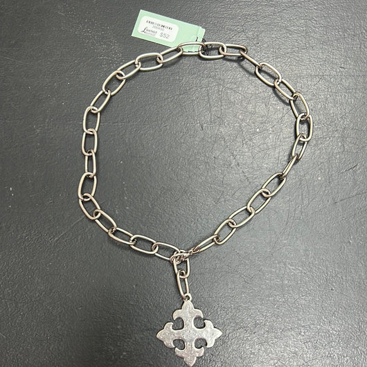 Julio silver meantime necklace