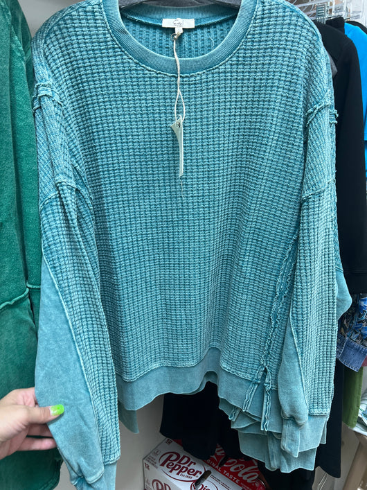 Easel teal waffle top