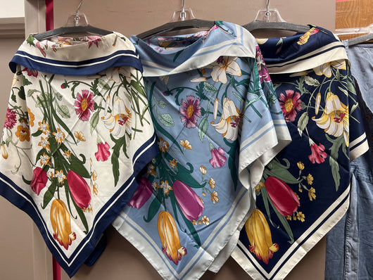 La Fiorentona Silky Floral Poncho O/S