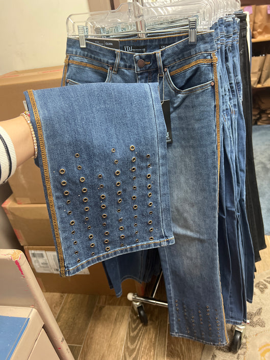 FDJ Olivia boot cut grommet jeans