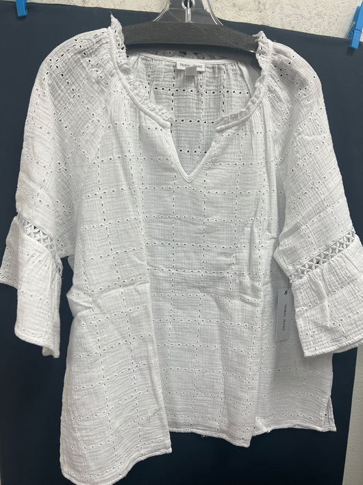 Tribal white eyelet 3/4 bell sleeve top