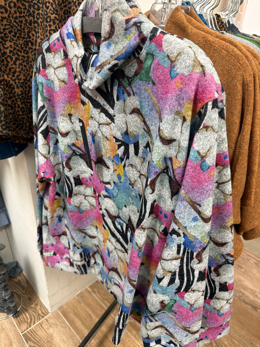 Nally & Millie grey print top