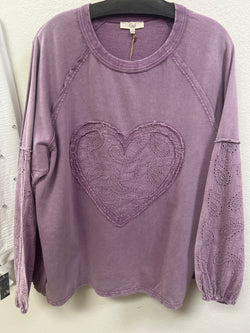 Easel lilac heart top