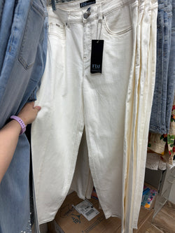 FDJ ivory girlfriend barrel jeans