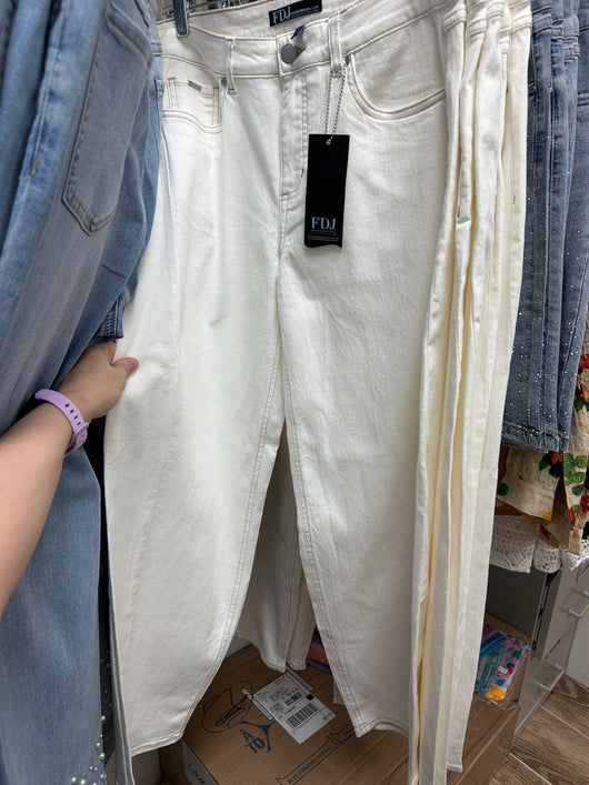 FDJ ivory girlfriend barrel jeans