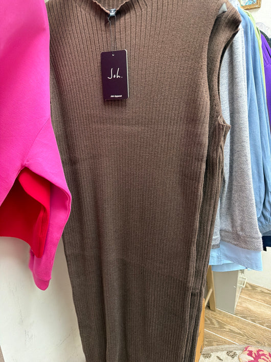 Joh sleeveless brown sweater dress