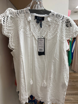 FDJ flutter sleeve eyelet top white