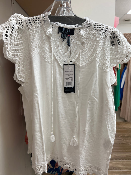 FDJ flutter sleeve eyelet top white