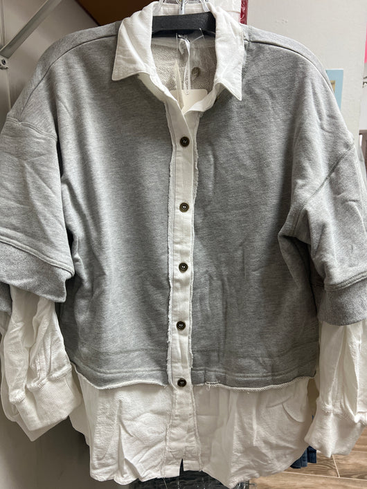 Davi & Dani grey & white mixed media top