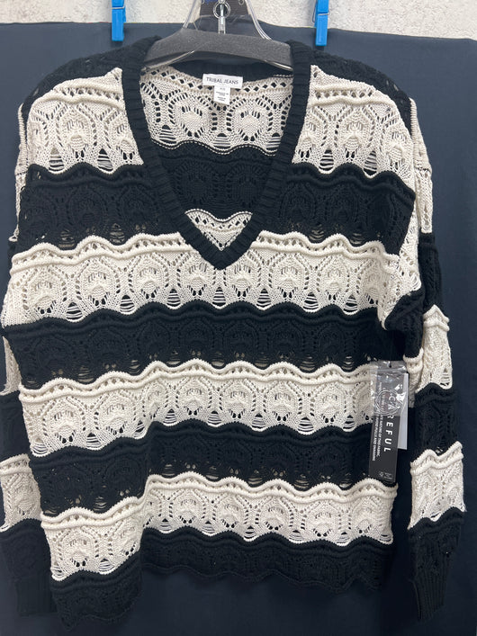 Tribal black & white crochet sweater
