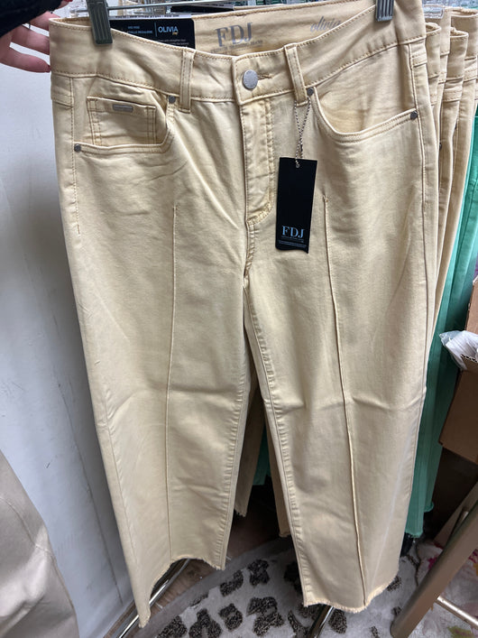 FDJ Olivia wide ankle middle pleat jeans yellow