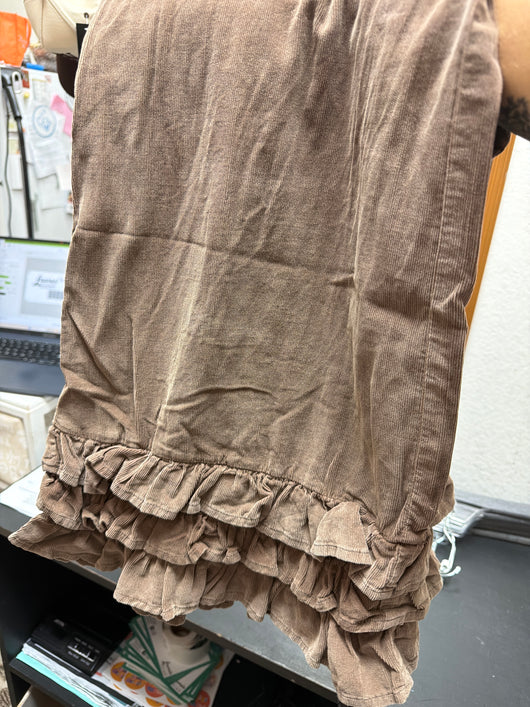 Easel Brown Ruffle Pants