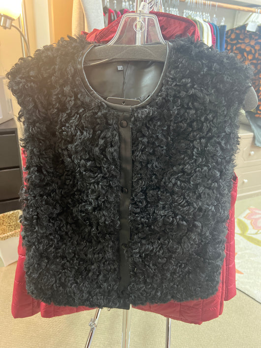 JOH black faux fur vest