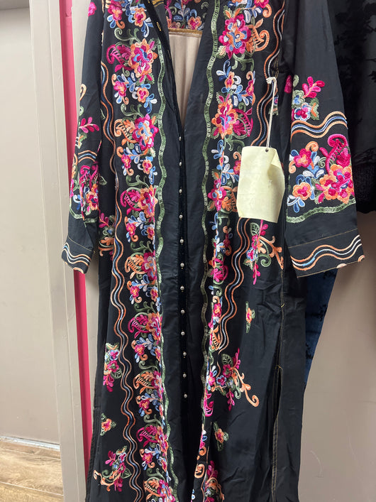 Aratta black embroidered duster