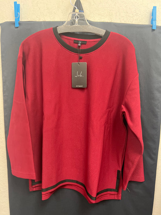 JOH wine top with black trim