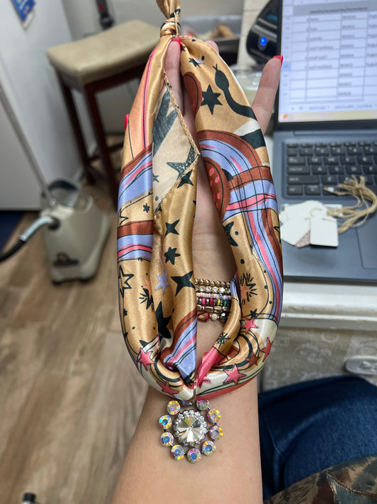 Scarf necklace
