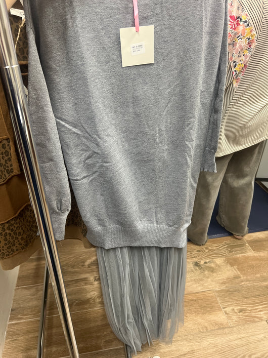 Me & Gee grey dress with sweater