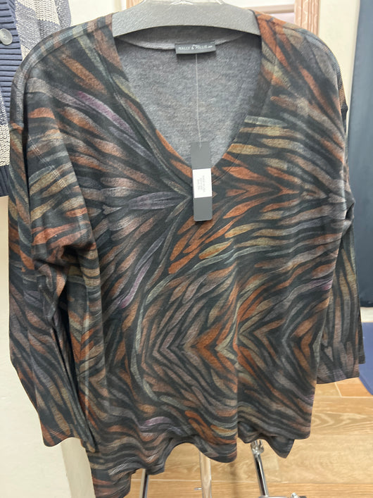 Nally & Millie black brown v neck top