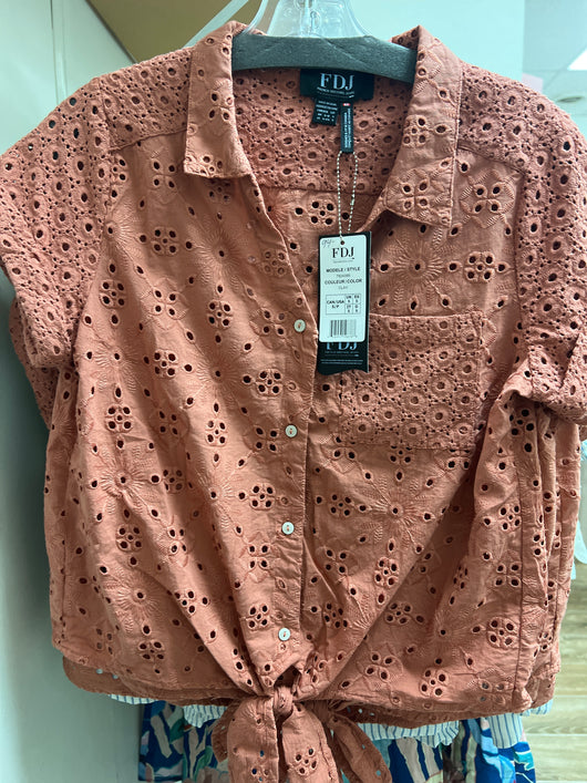 FDJ clay eyelet button up top