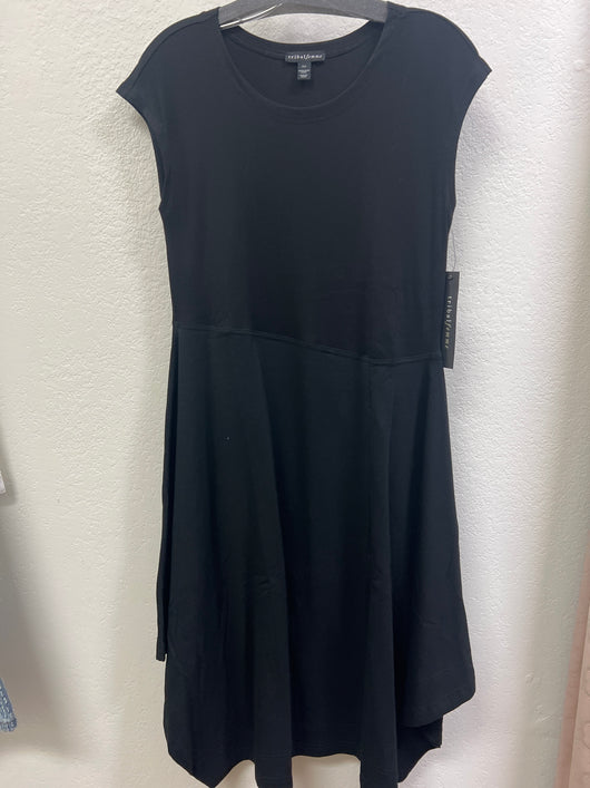 Tribal crew neck black dress